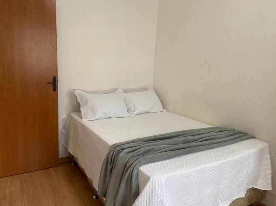 Ap Aconchegante Com Piscina E Estacionamento Proximo Ao Centro Appartement Feira de Santana Buitenkant foto